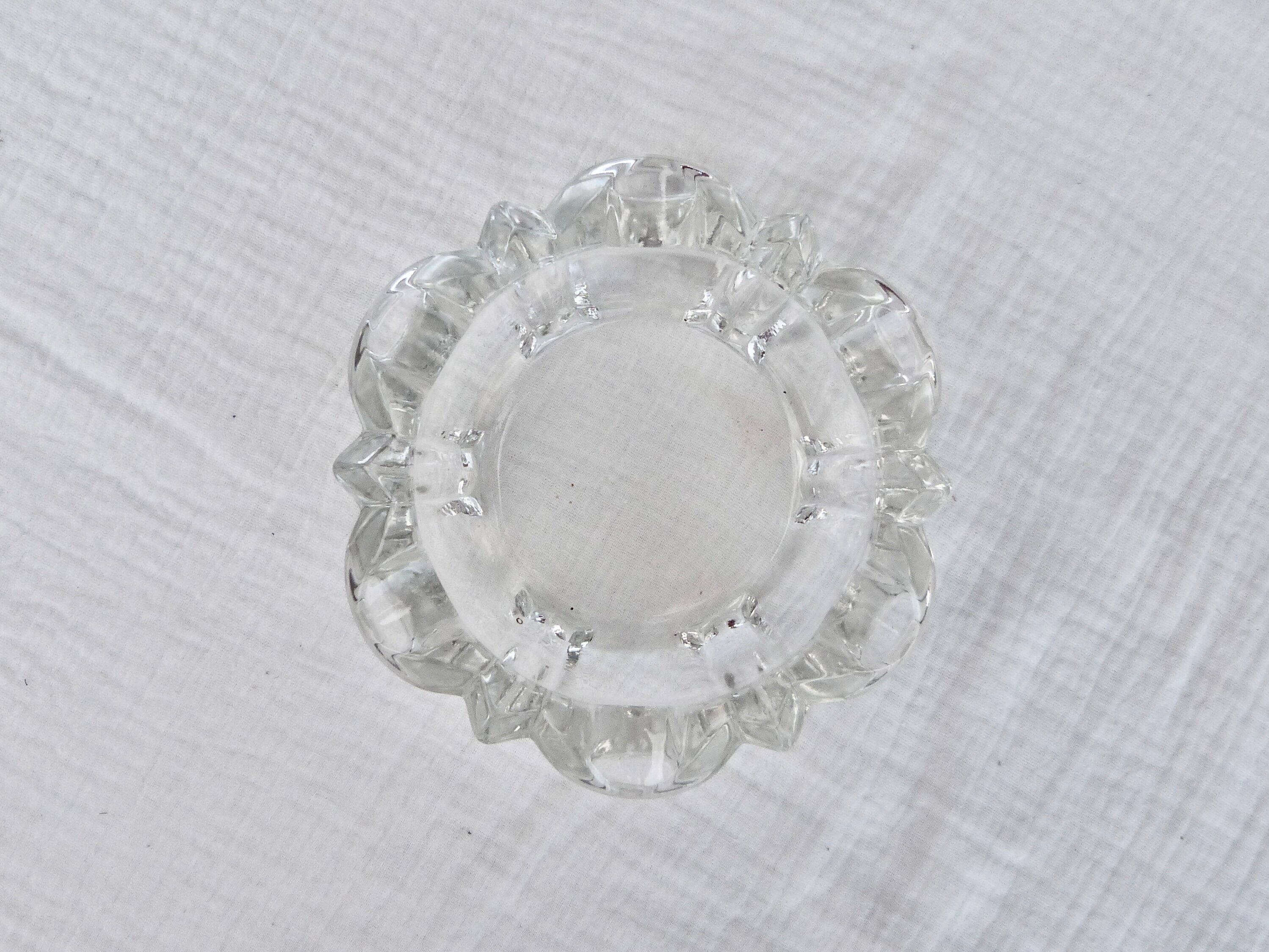 Glass flower ashtray