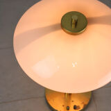 Lampe de table en laiton et verre du milieu du siècle