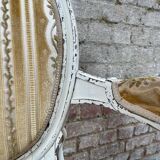 Fauteuil français de style Louis XVI avec revêtement