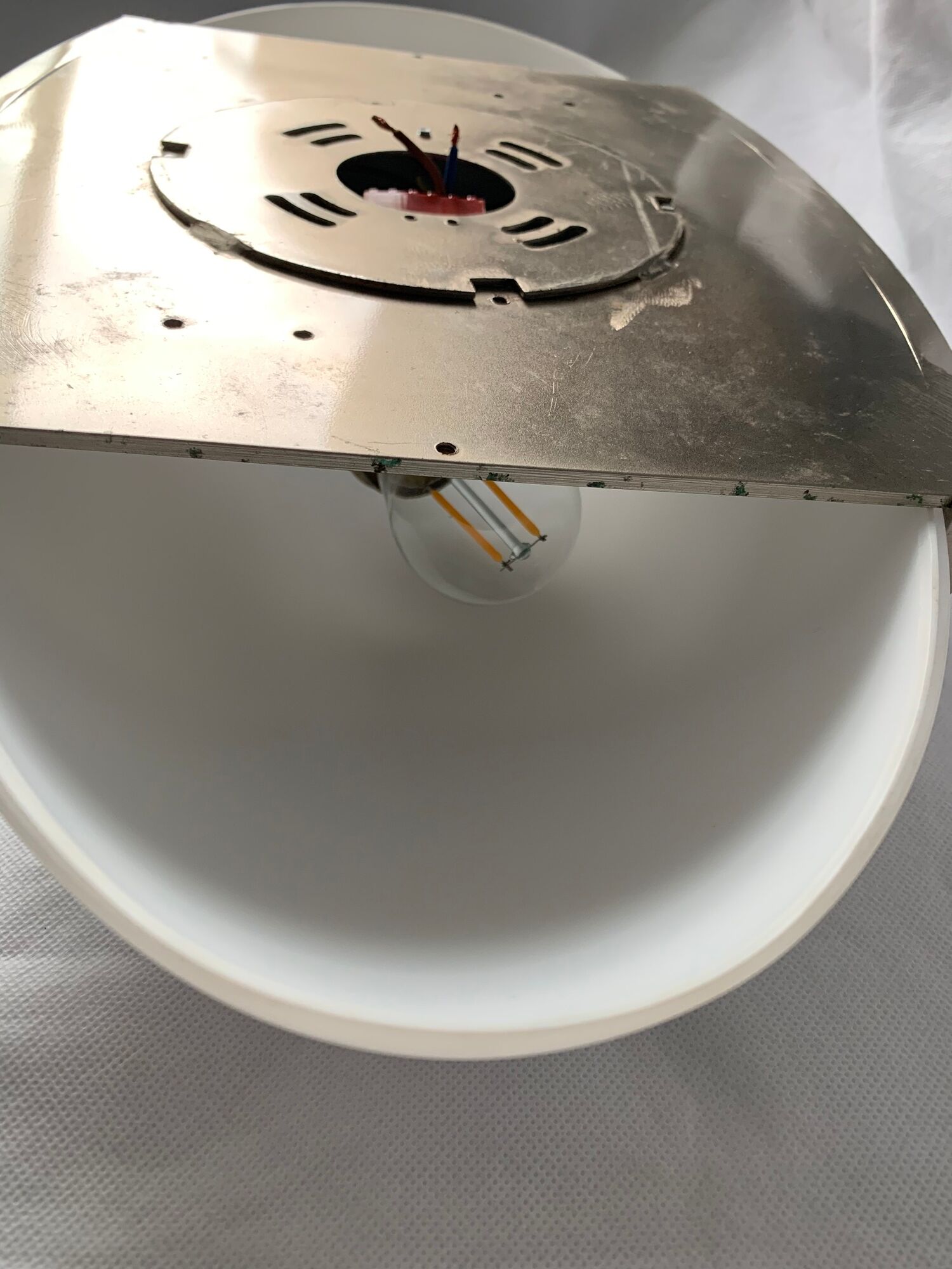 Italian wall lamp Vétri Murano Leucos in white frosted glass