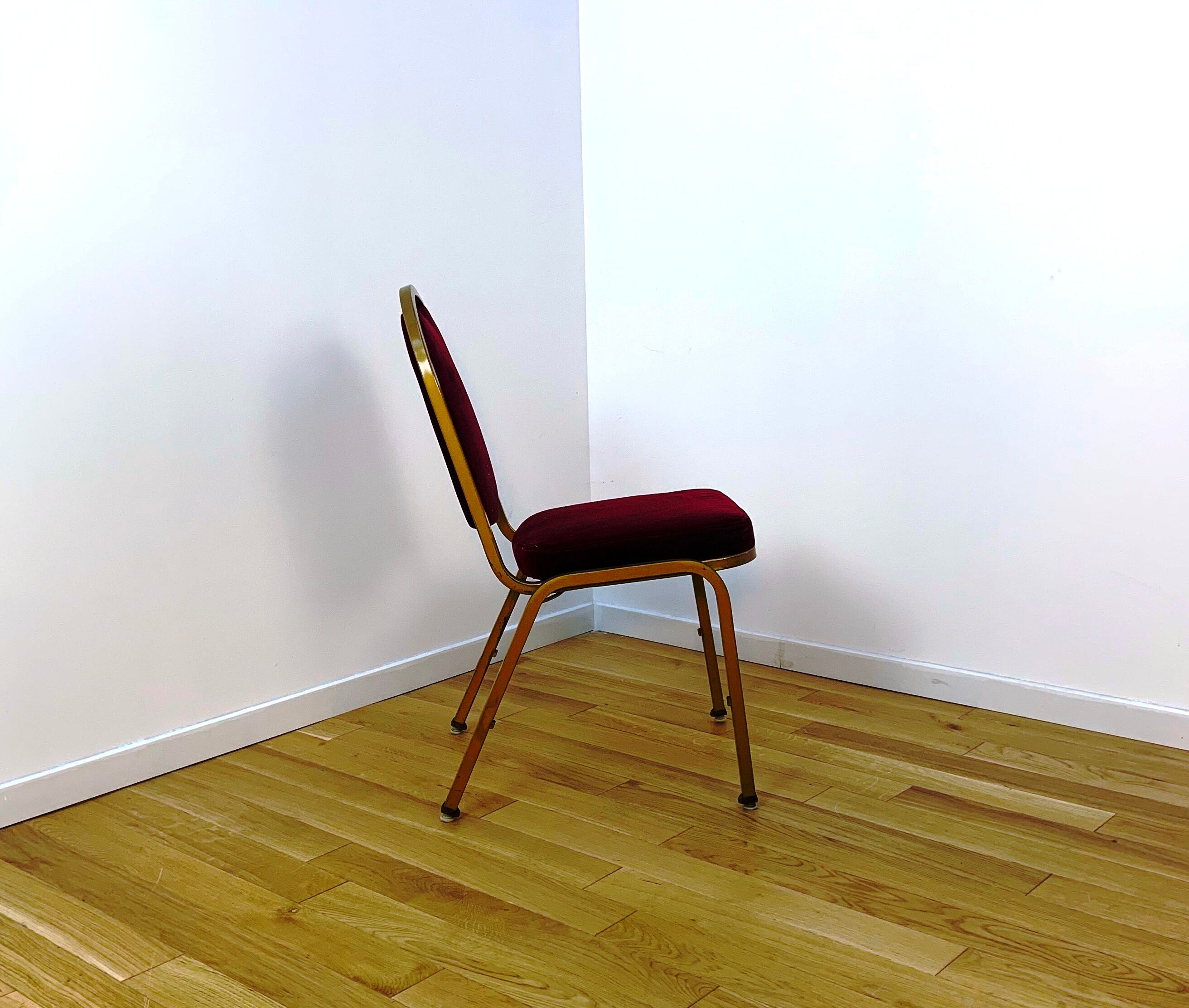 Vintage chair Shelby Williams