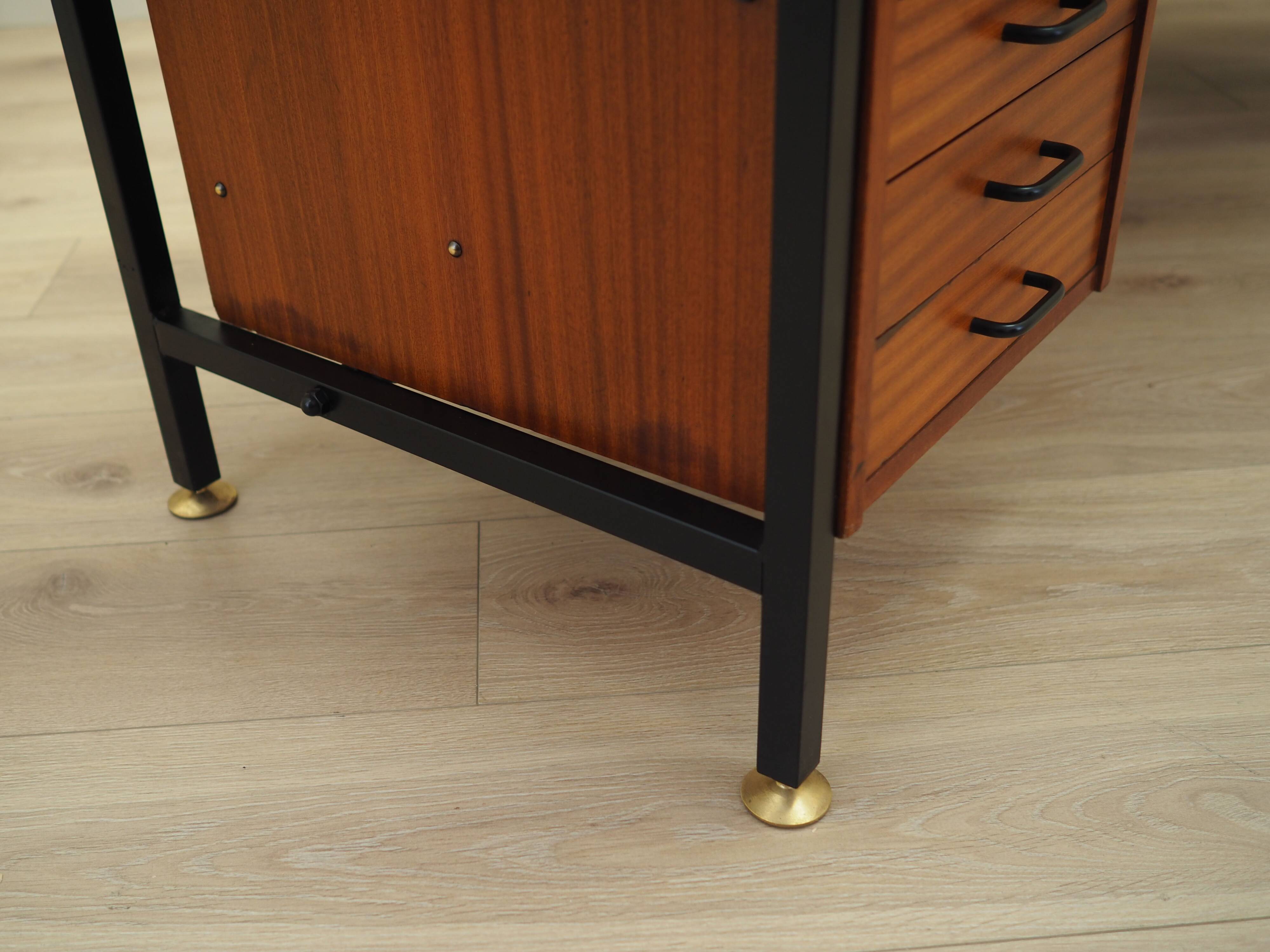 Bureau en acajou, design italien, années 1970, production : Italie