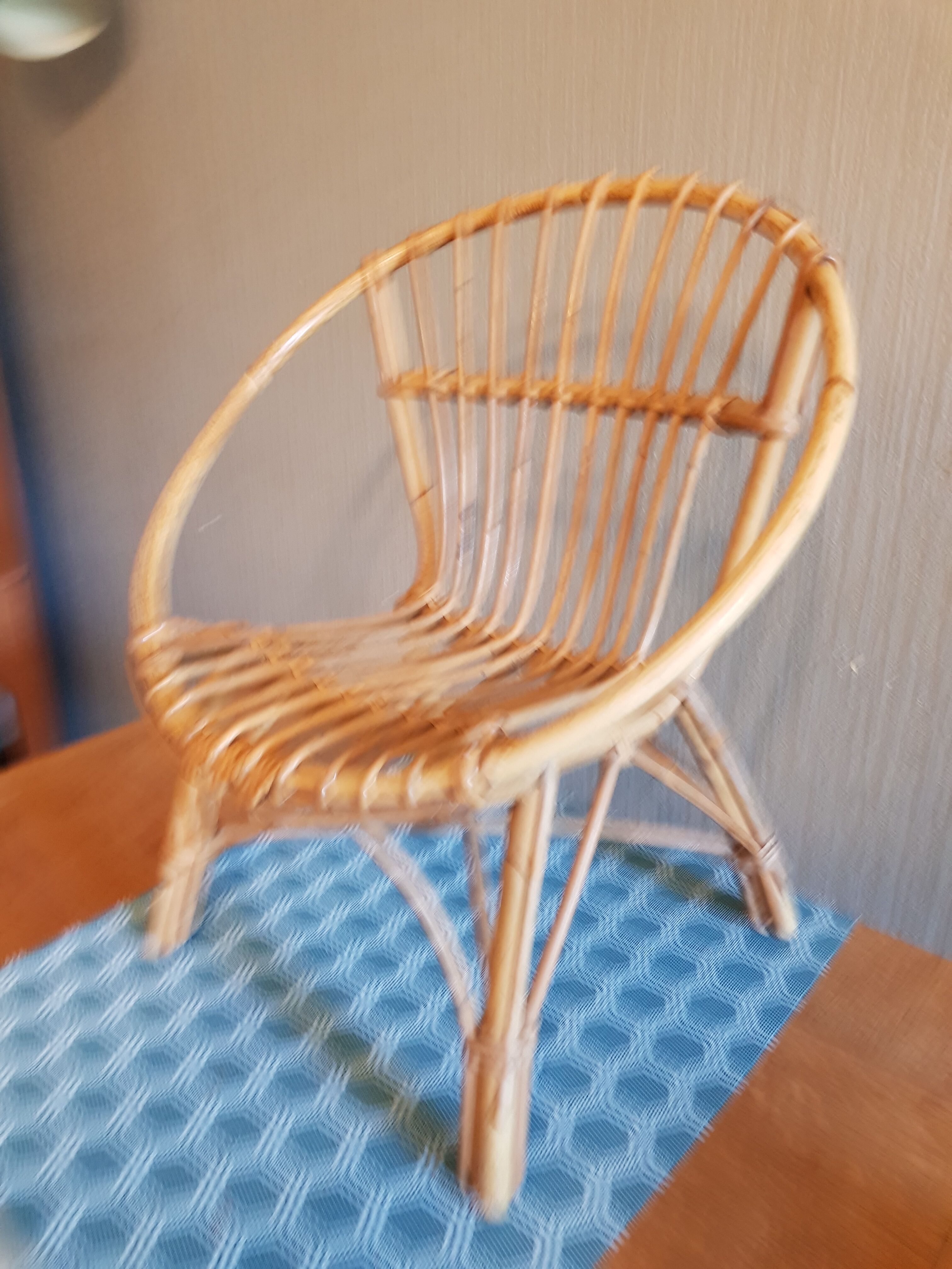 Vintage wicker rattan chair