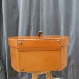 Old hat in leather box