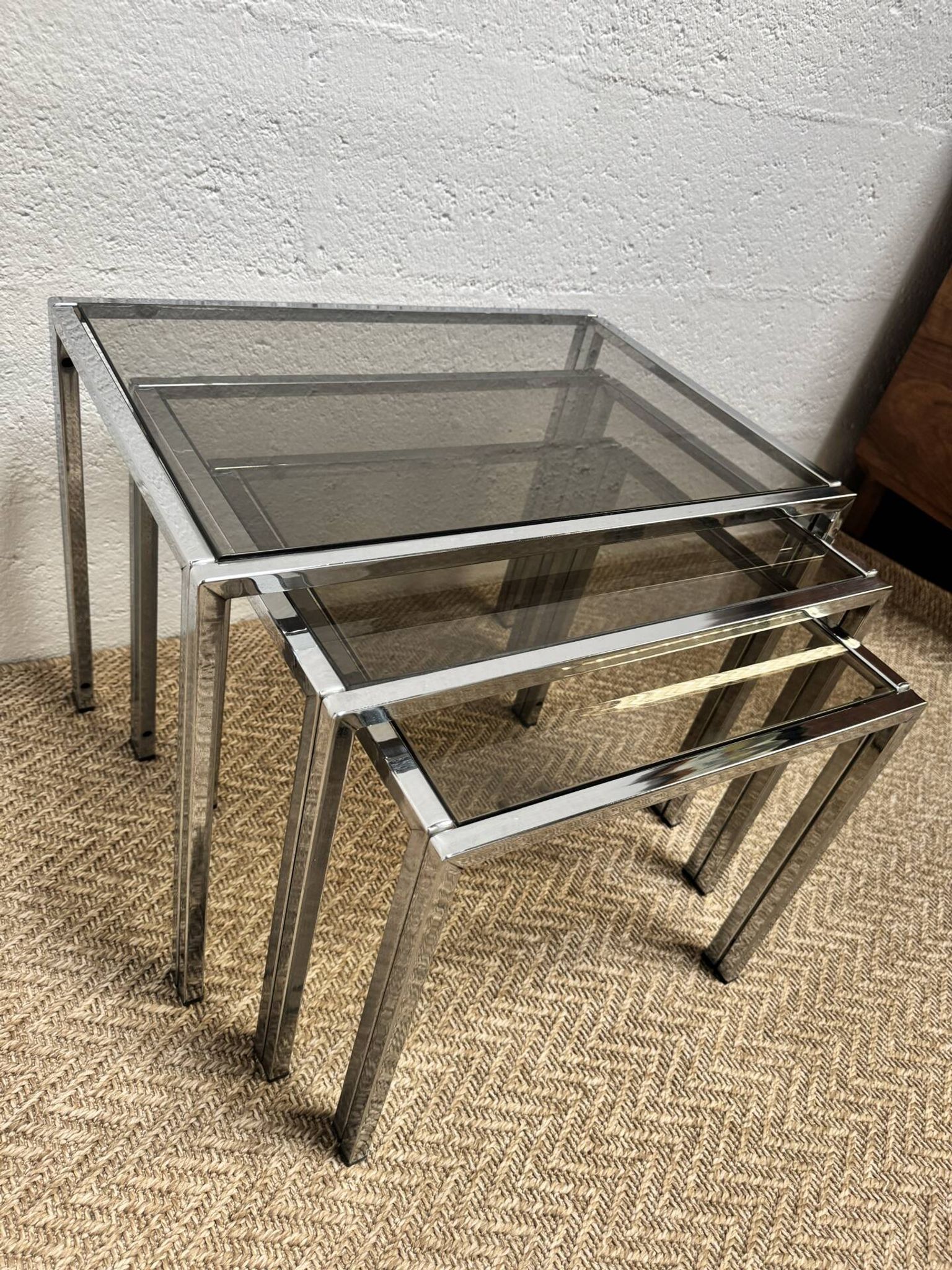 Set of 3 vintage nesting tables – Chrome metal & smoked glass