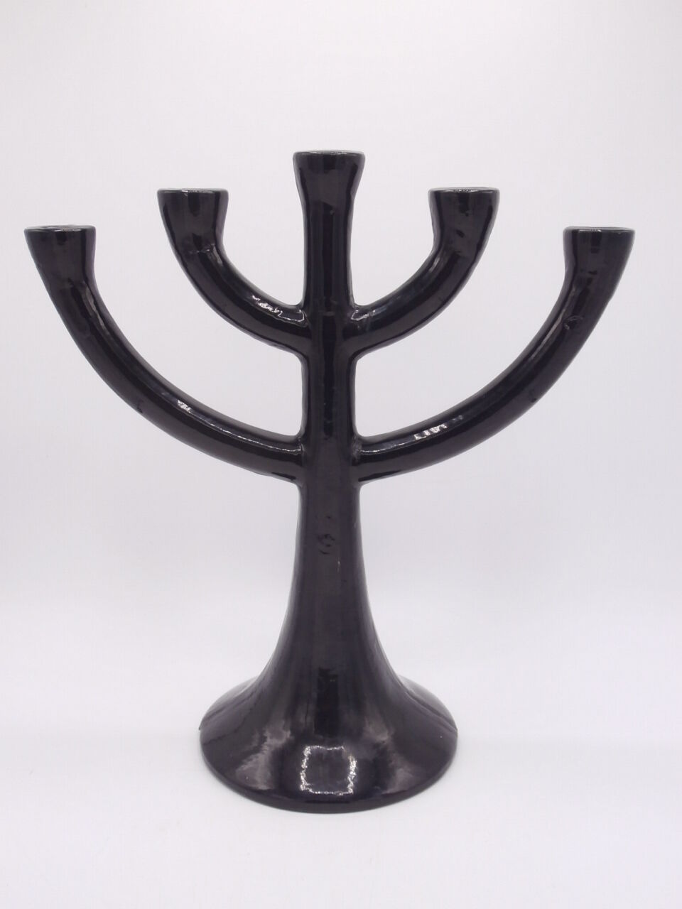 Chandelier in cast iron