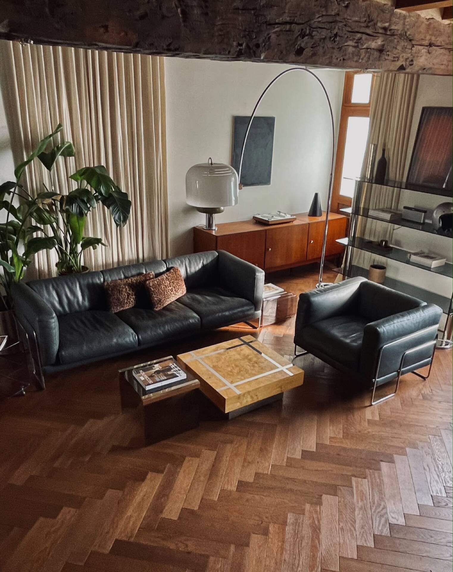 Fauteuil cuir gris pen club steiner désigné 1970