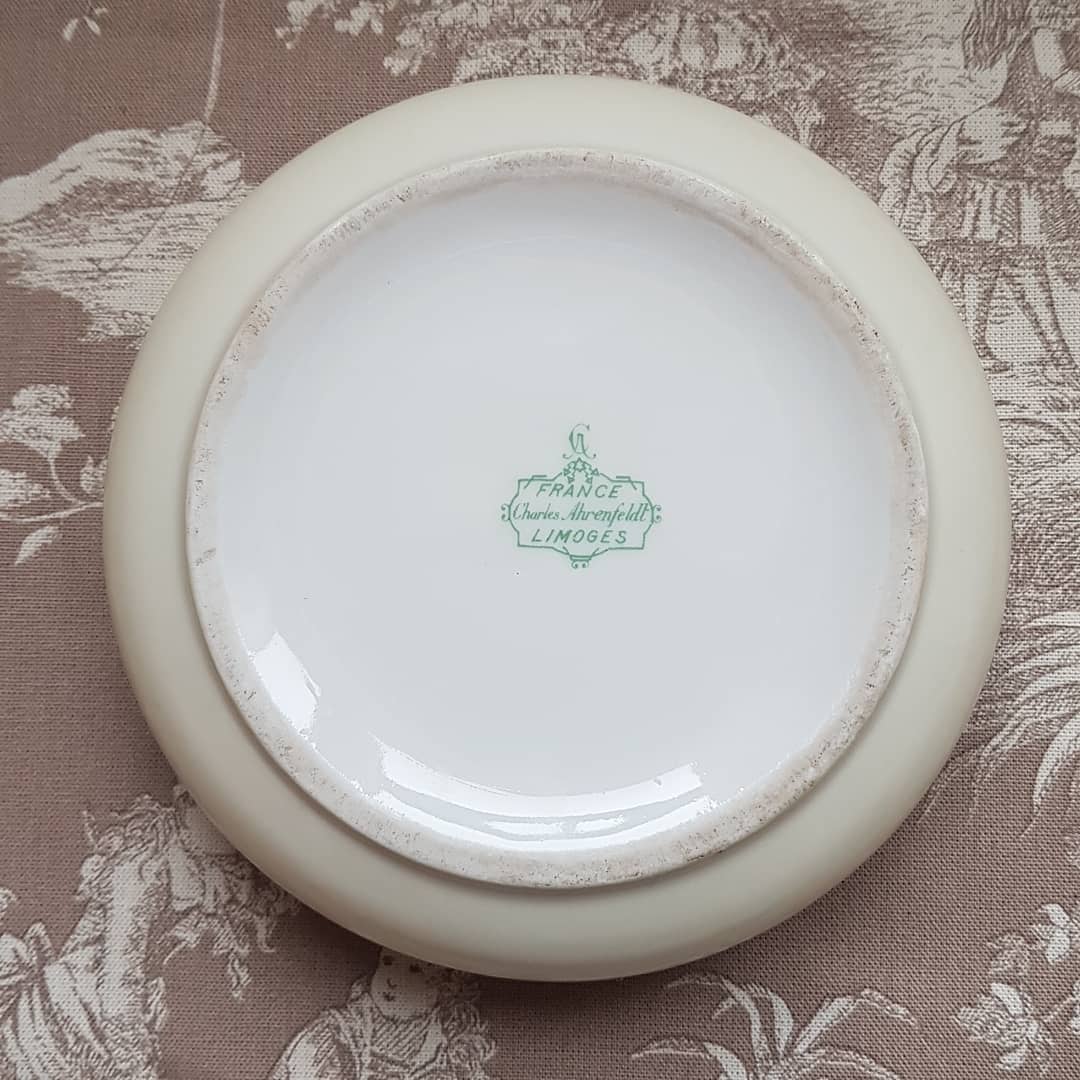 Limoges porcelain candy by Chocolat Poulain, 1948