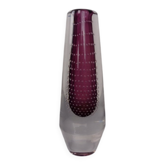 Glass vase by Gunnel Nyman for Nuutajärvi Notsjö, Finland, 1940s.
