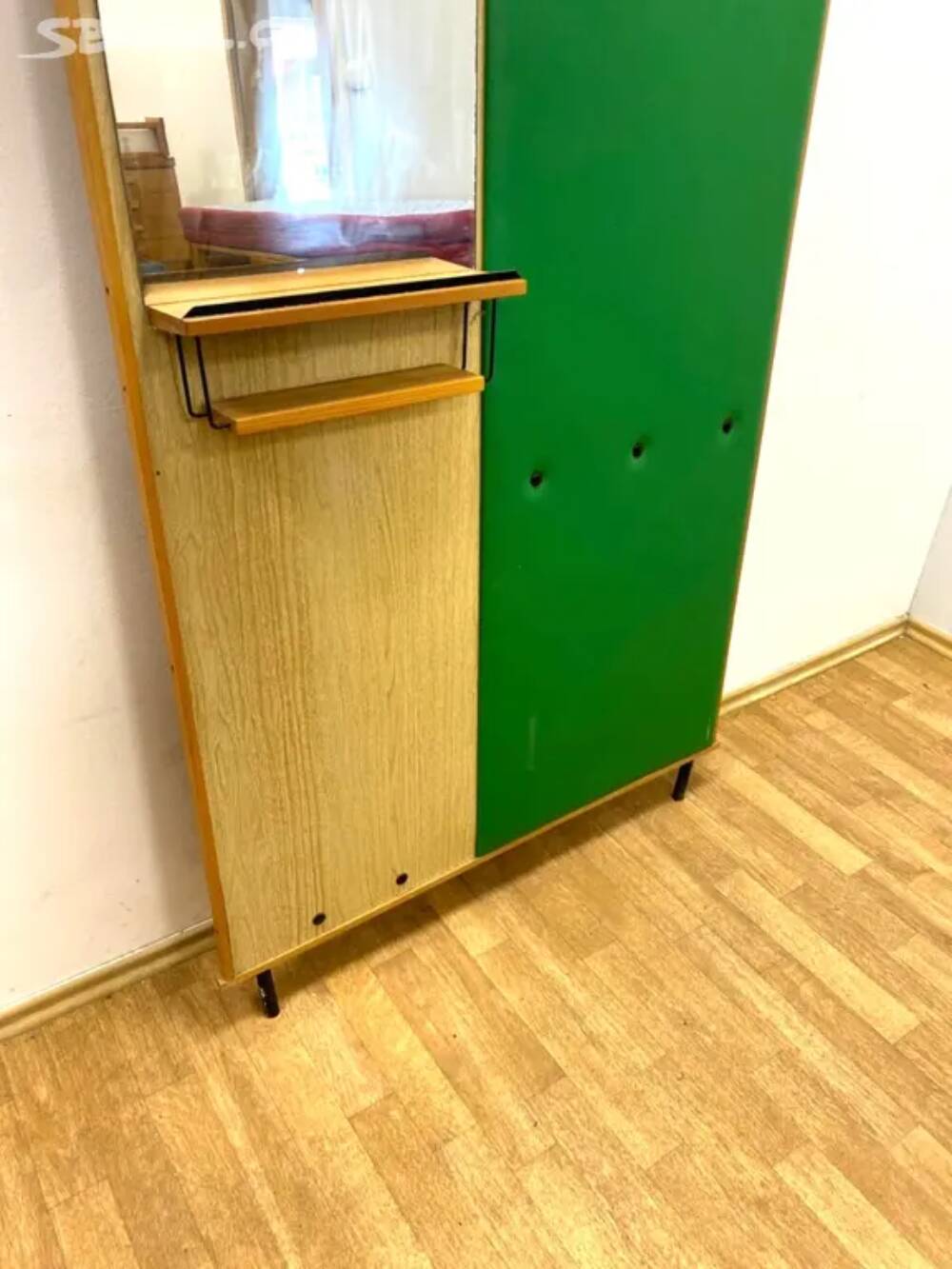 Cintre rétro, années 1960, Tchécoslovaquie