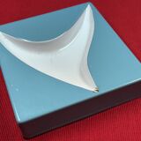 enameled metal pocket tray