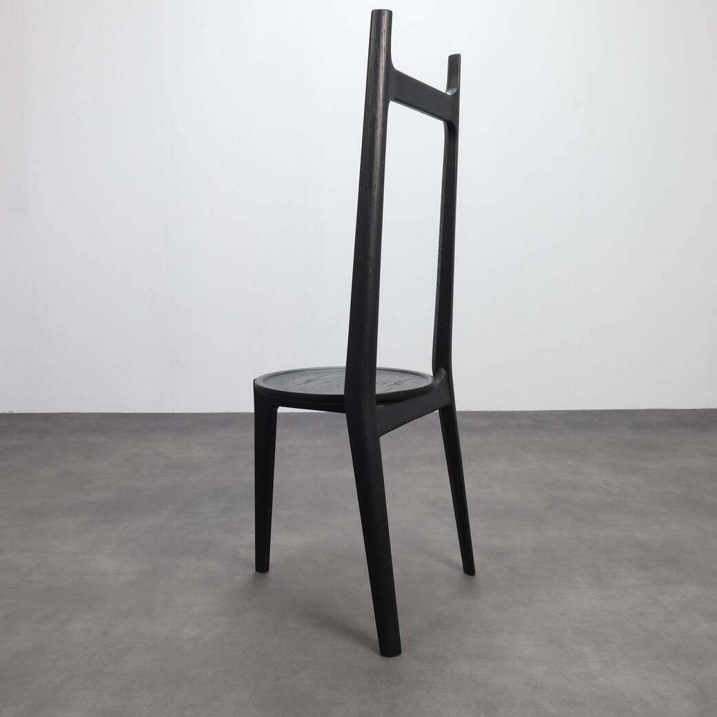 Fauteuil d'appoint à dossier haut/dressboy « Taylor Valet » par Stellar Works