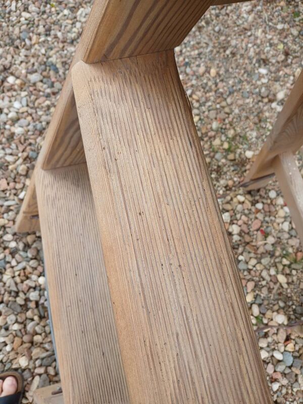 Escabeau ancien en bois