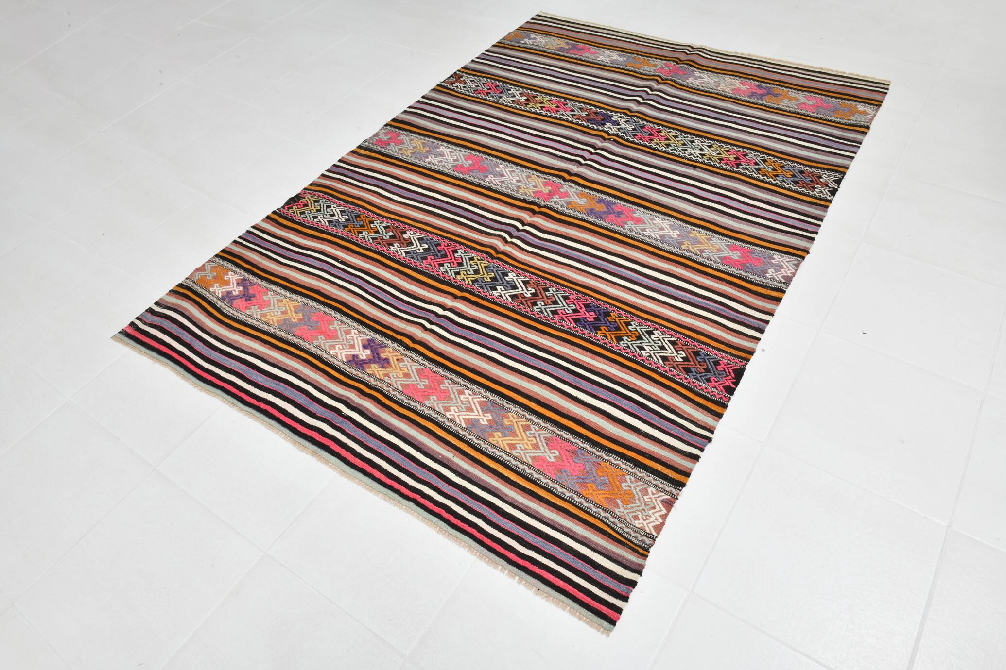 5x8 Kilim Colorful Striped Vintage Wool Kilim Rug, 160x232 Cm