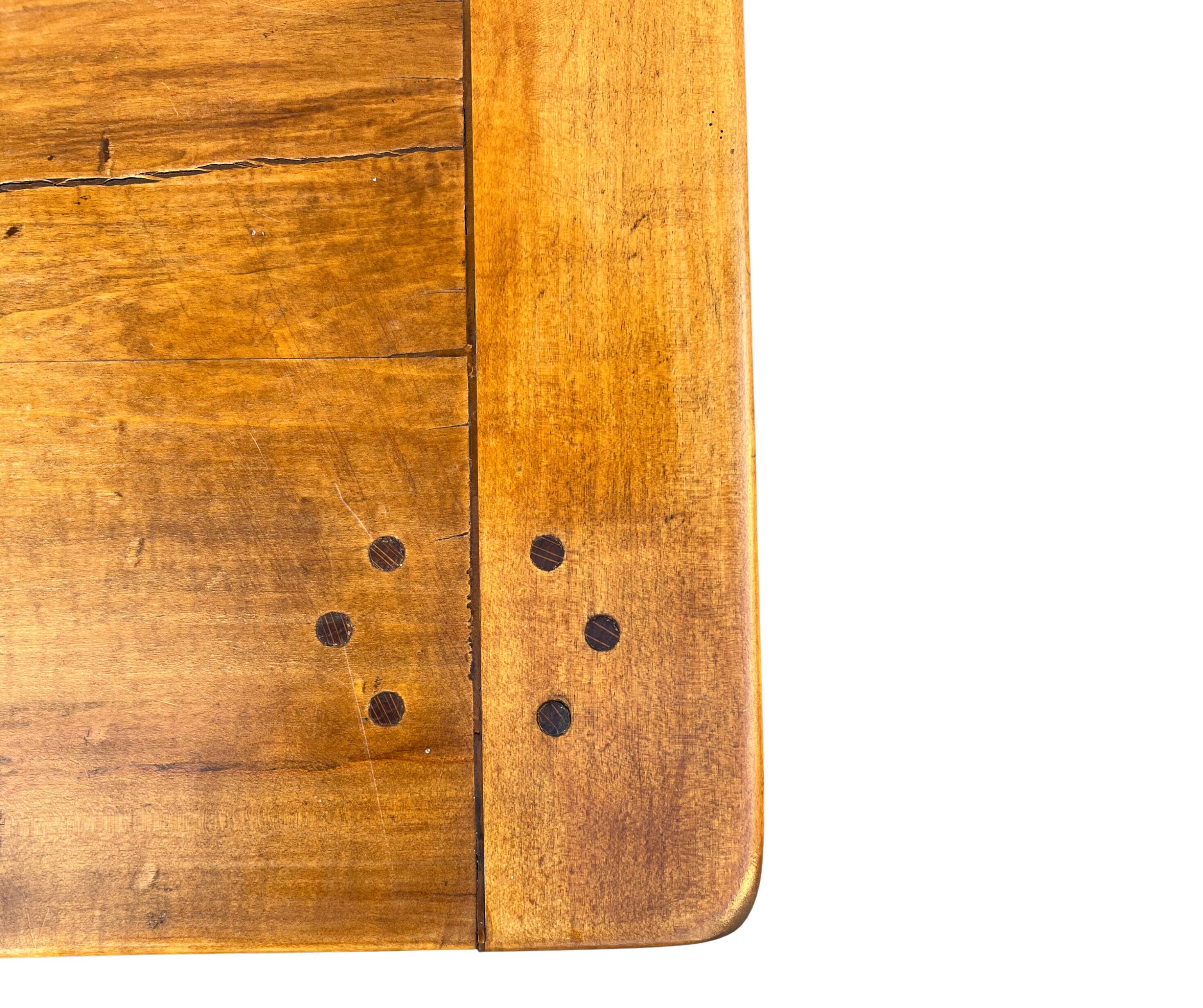 Table de ferme en bois massif - bois pommier sauvage