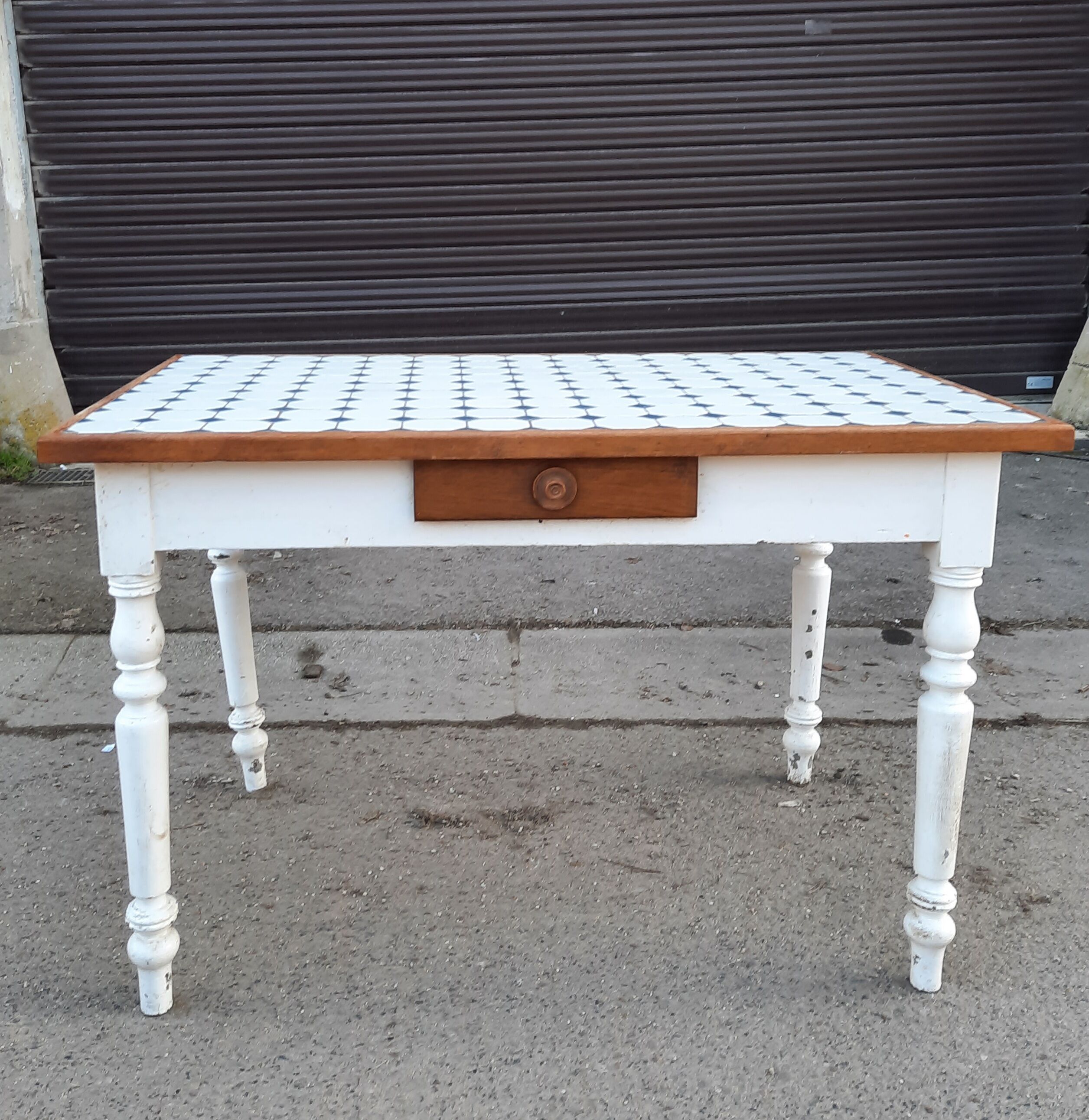 Table cuisine en carrelage