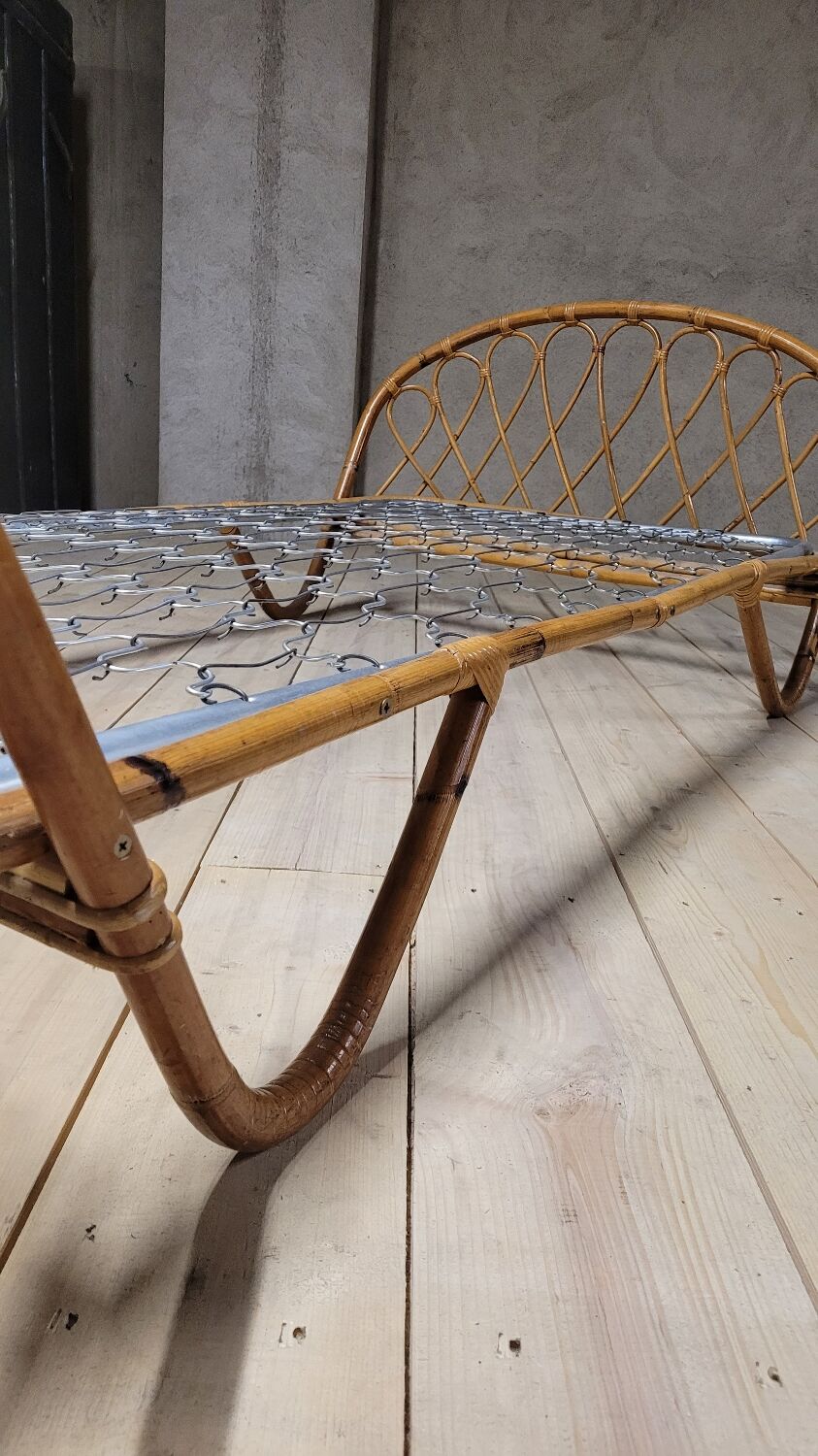 Vintage rattan basket sofa bed - 1950s