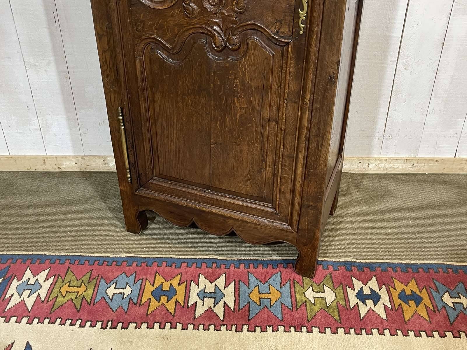 19th-century oak bonnetière