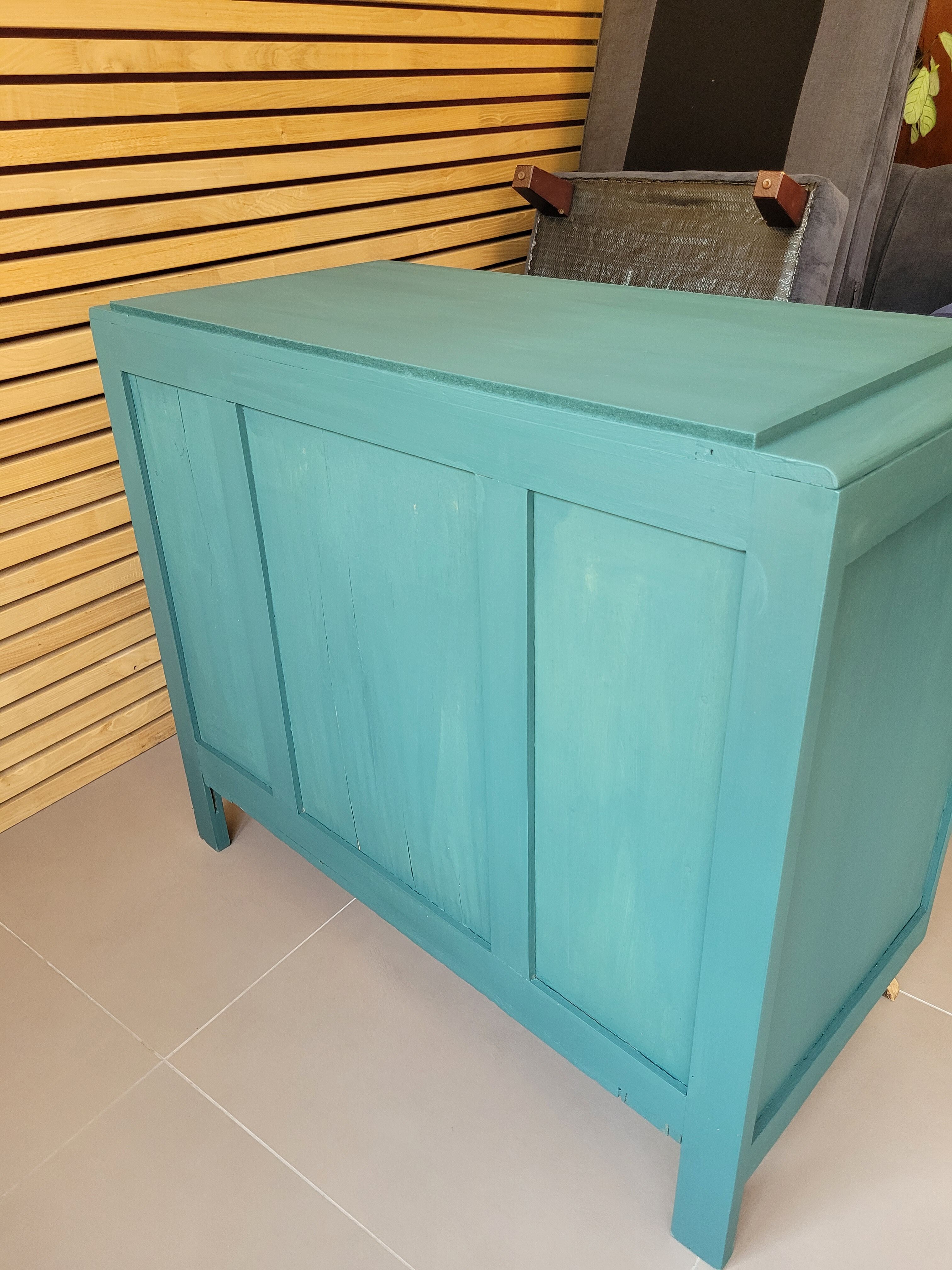 Art deco chest of drawers feet mustache