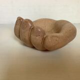 Empty hand beige pocket