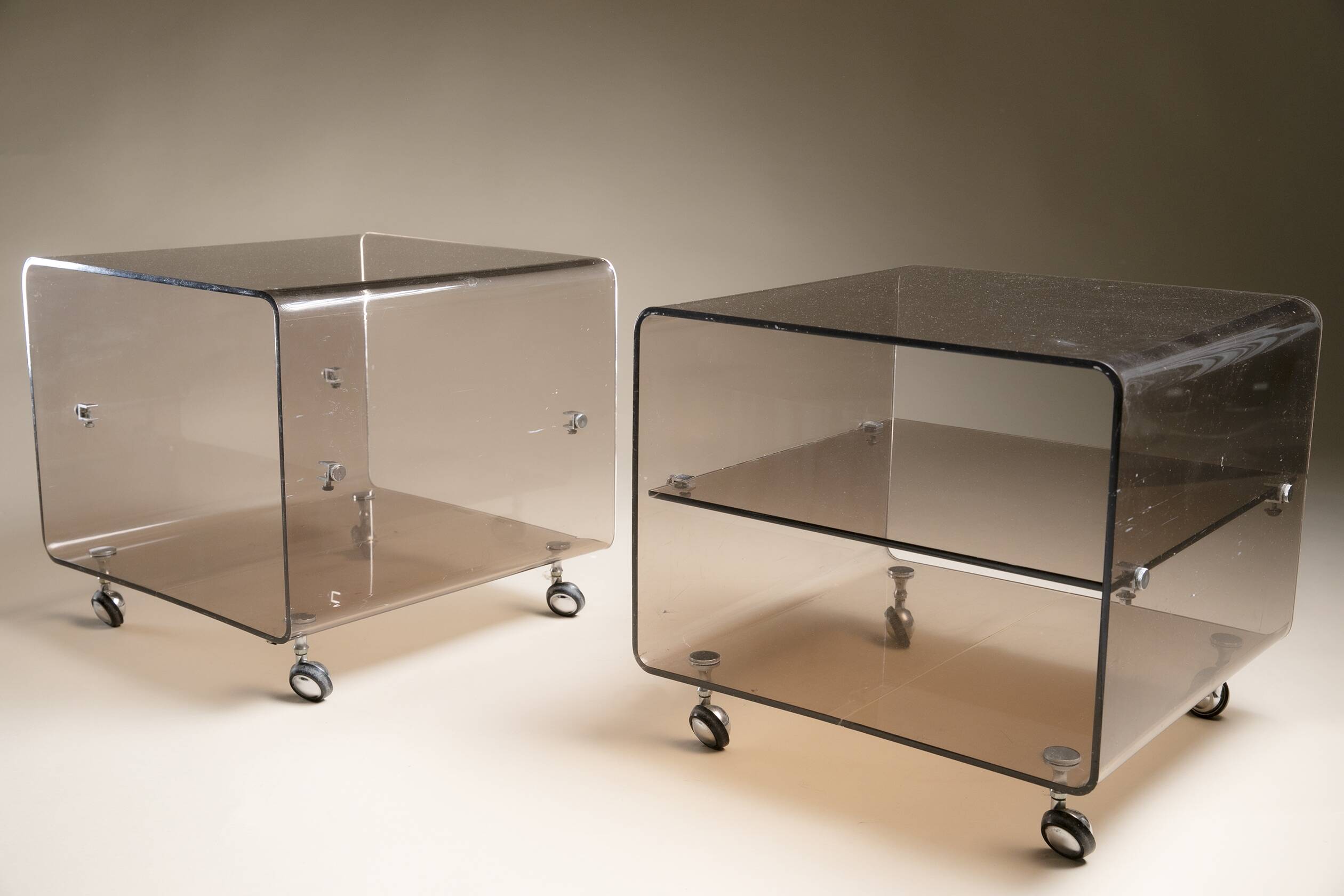 Paire de tables de  chevet Michel Dumas