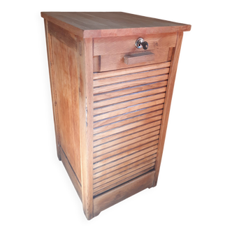 Filing cabinet with curtain