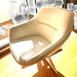 "Auckland" armchair by Cassina, Jean Marie Massaud