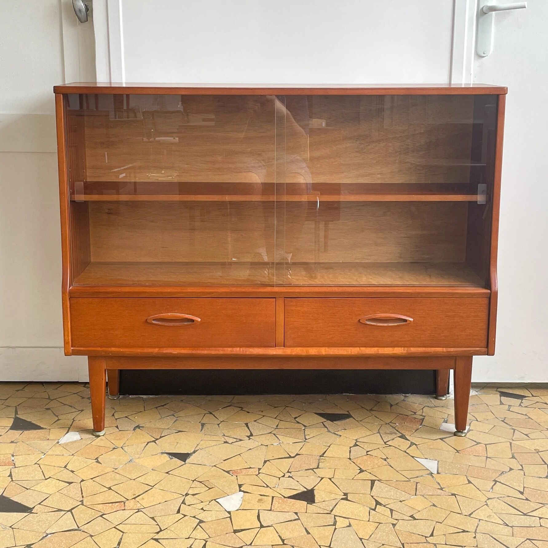 Console / Jentique Showcase