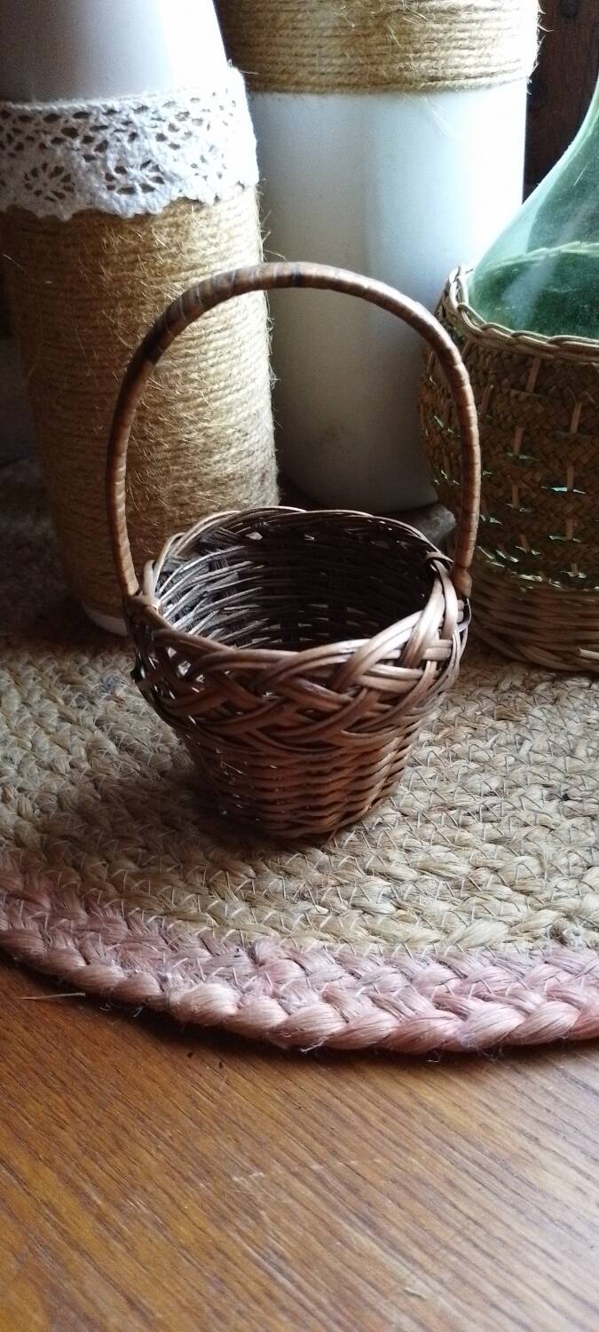 Small Vintage Wicker Basket