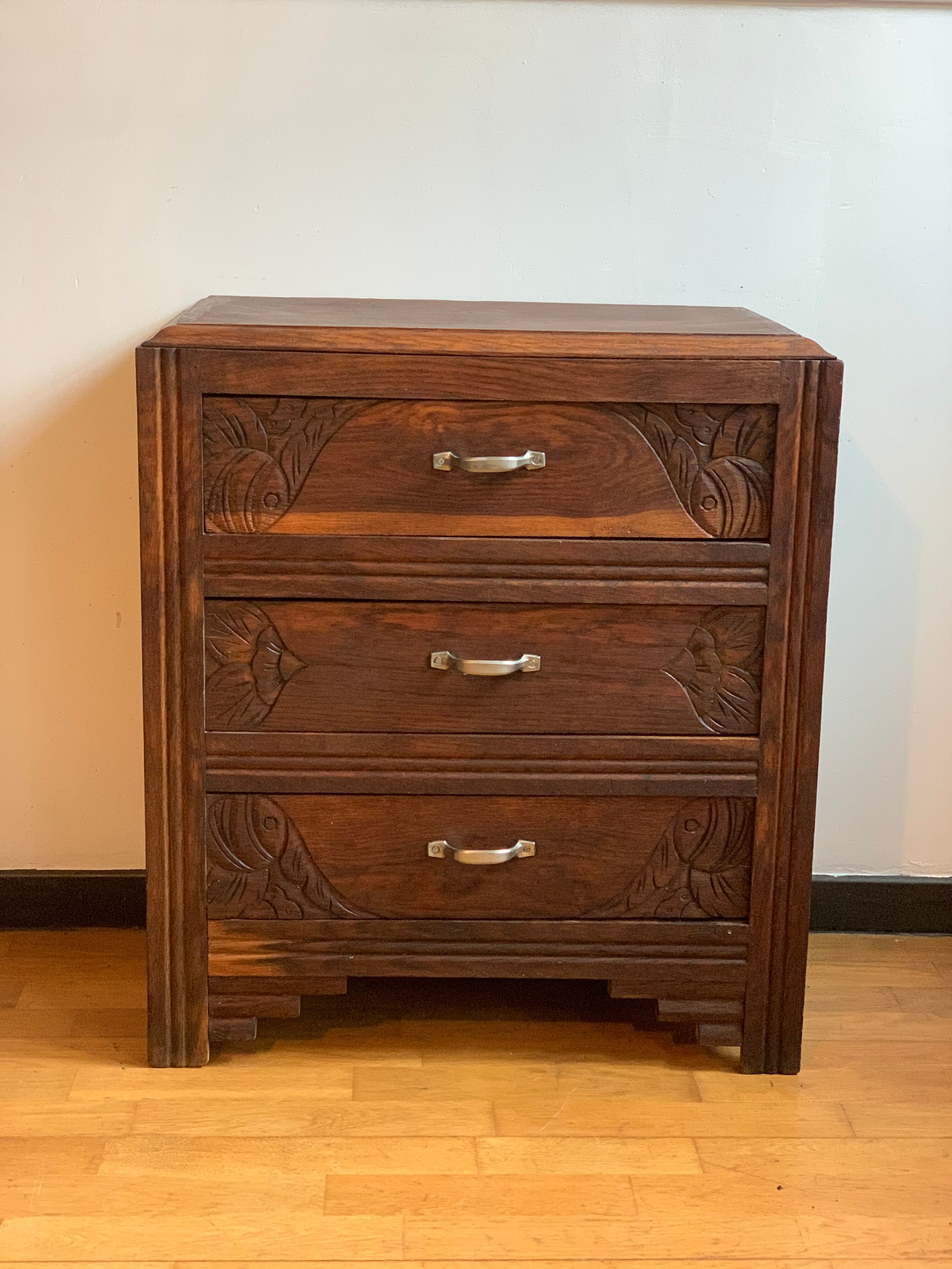 Art Deco chest of drawers