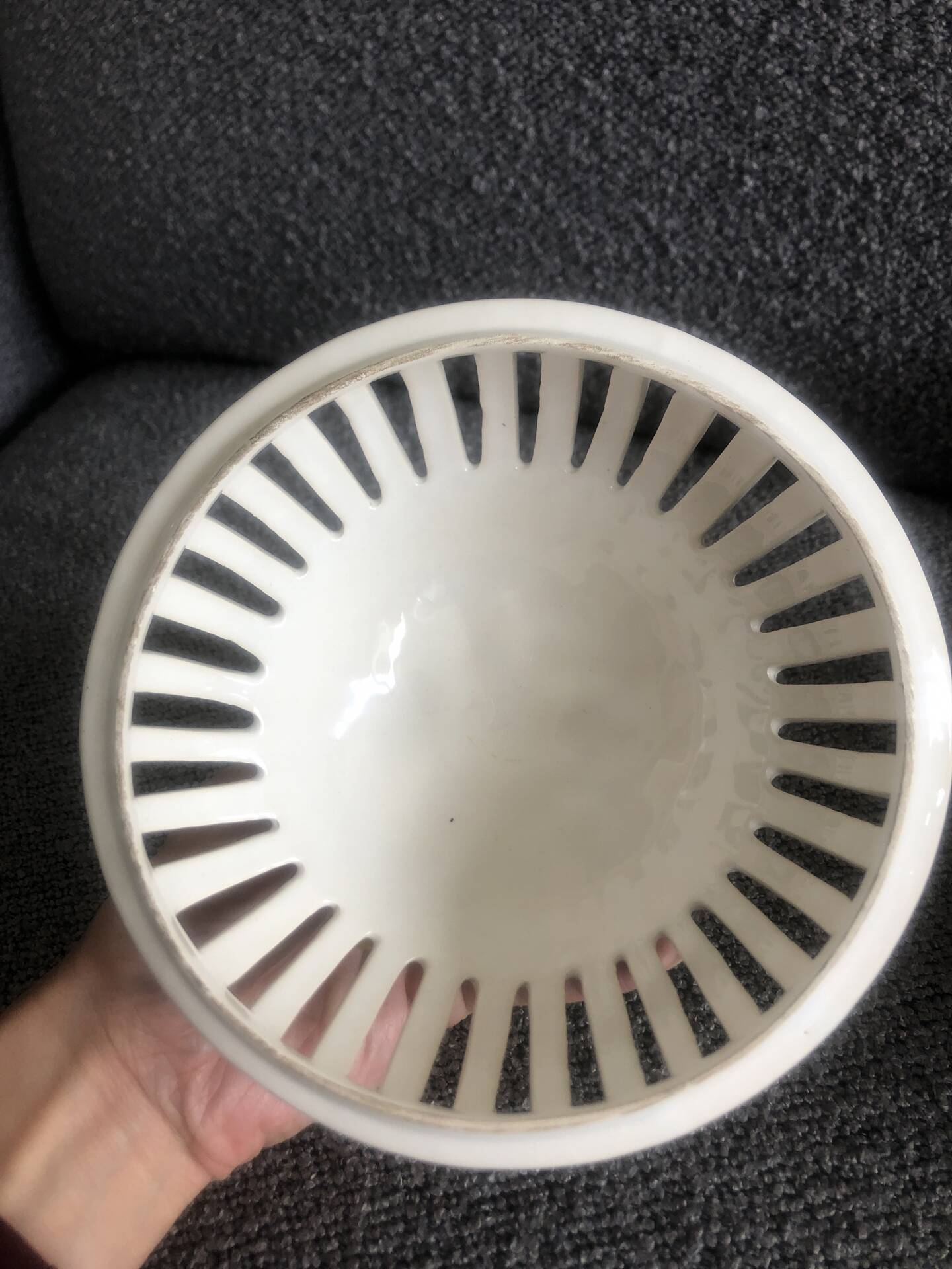 Lattice porcelain bonbonnière Chaumeil