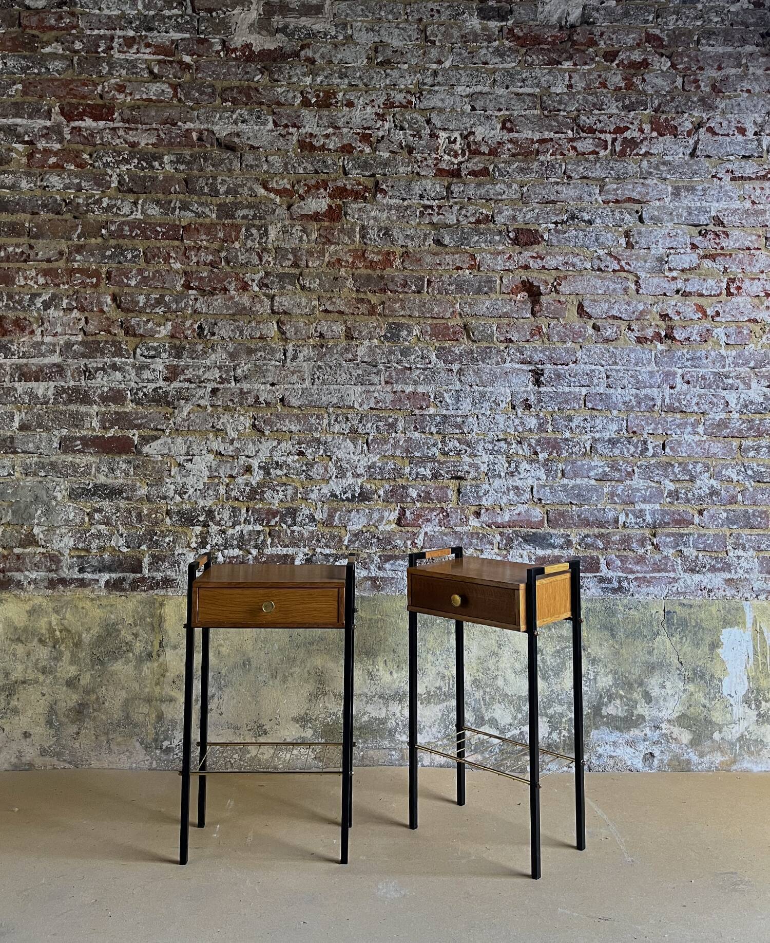 Pair of mid-century modern bedside tables
