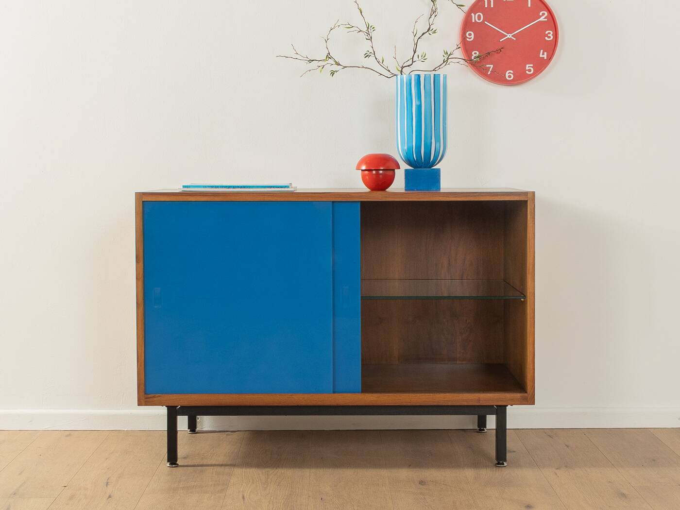 Commode bleue des années 1950