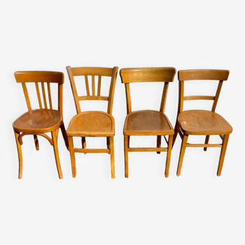 Suite de 4 chaises bistrot