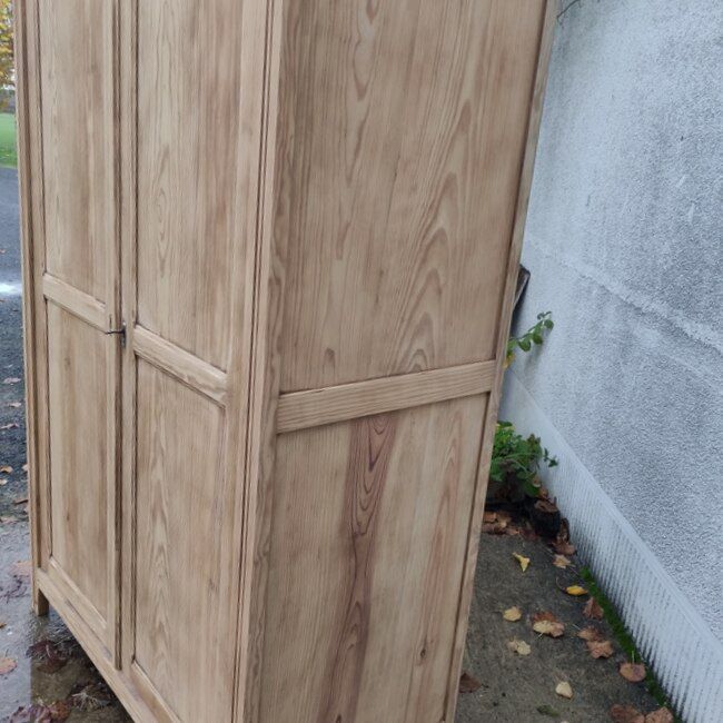 Wardrobe, in natural wood