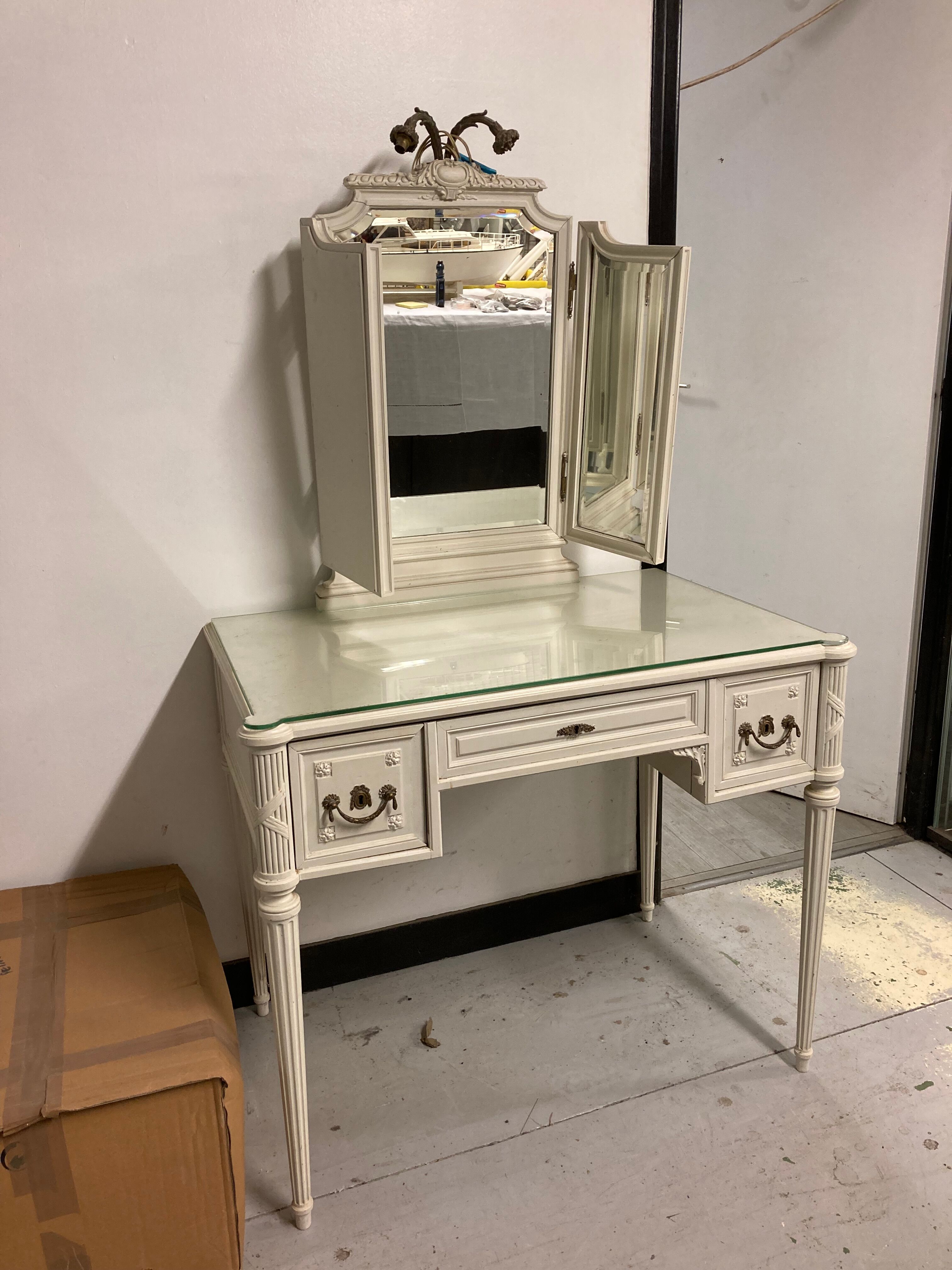 Dressing table mirror triptych debut XXth style Louis XVI