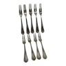 9 Silver snail forks