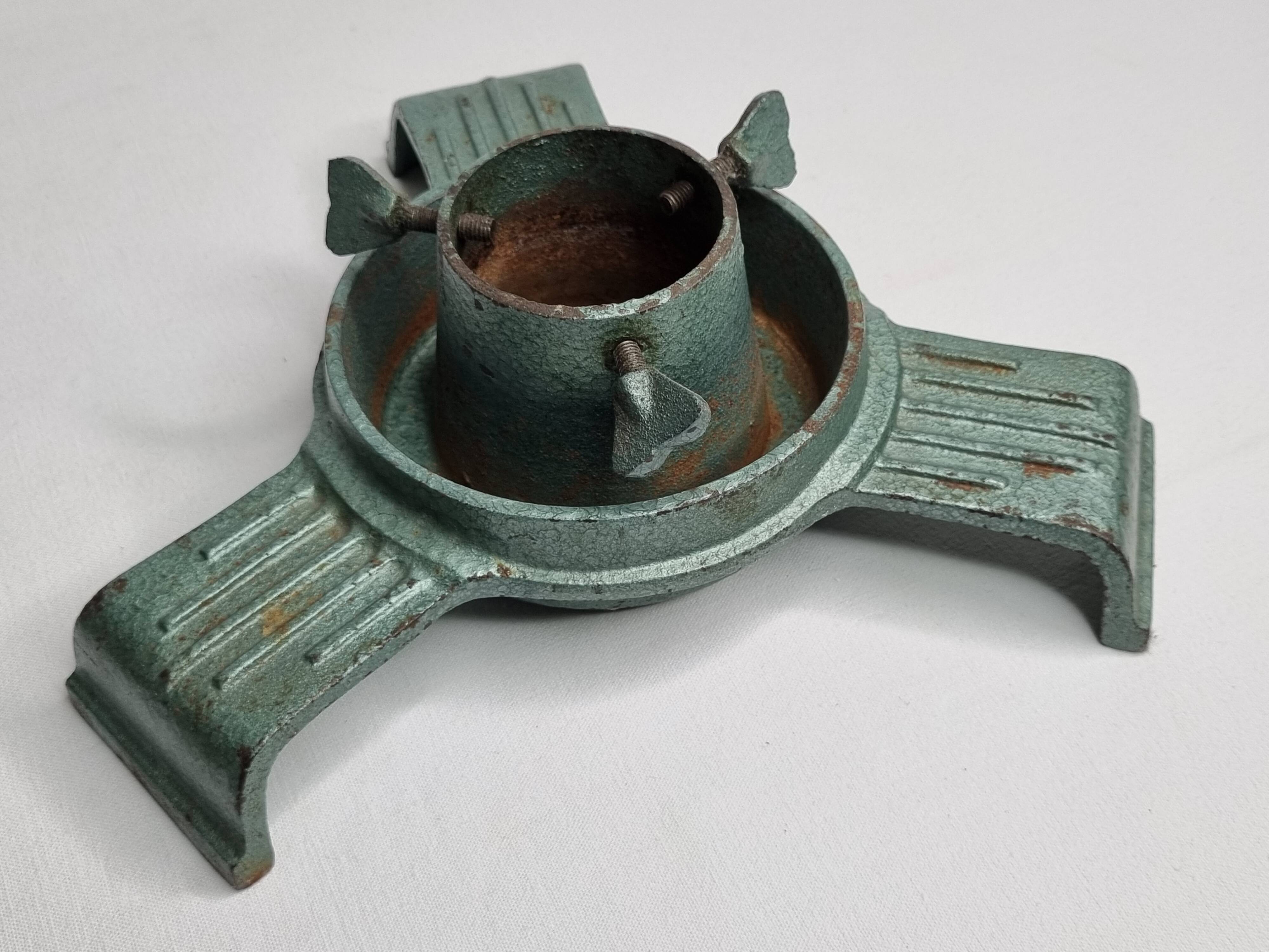 Old industrial style Christmas tree stand, enameled cast iron, 25 cm