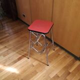 Walking walking sitting in formica