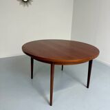 Table de repas a rallonge en teck design scandinave  Niels Otto Moller