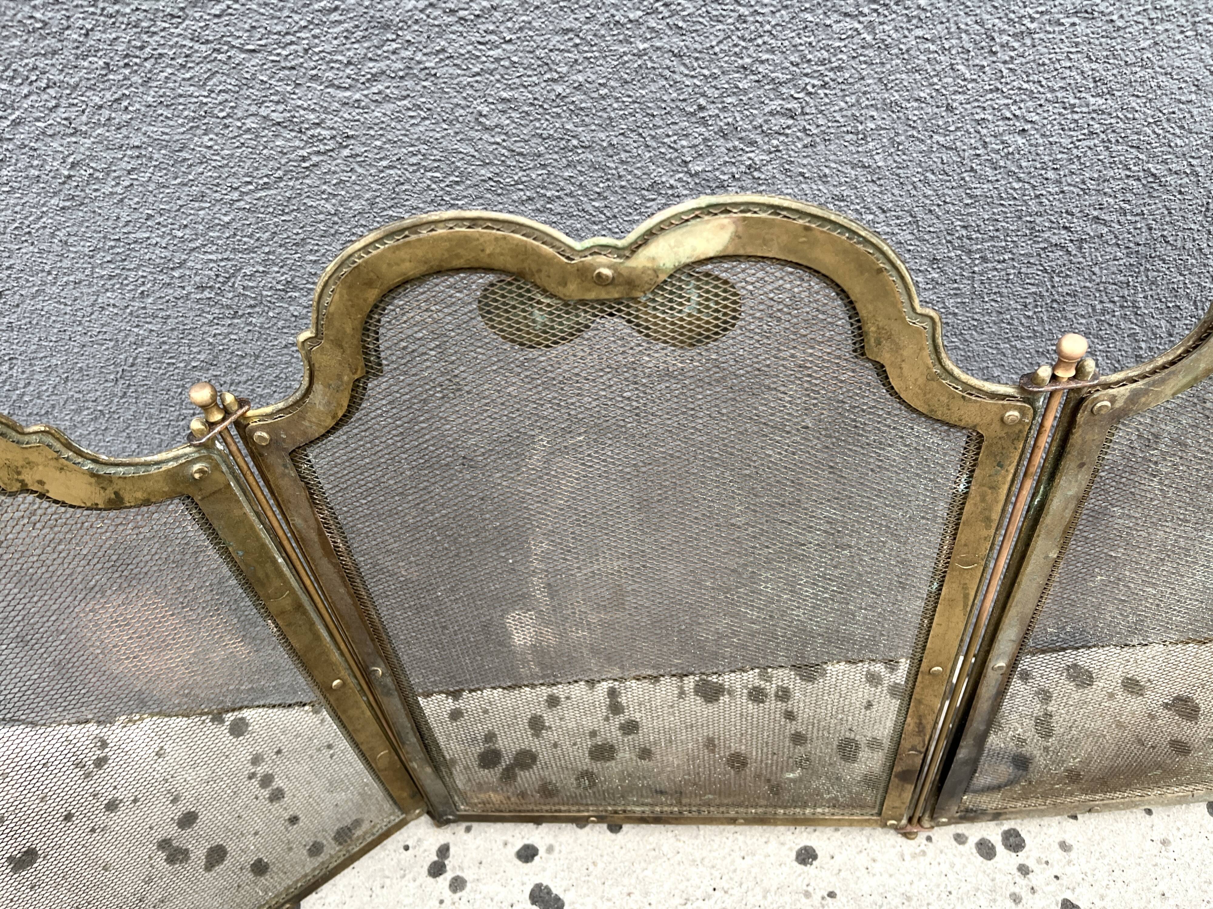 Antique brass fireplace screen from the 1920s, 4-panel fireplace screen