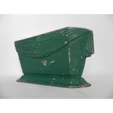 Garden Art Deco cast iron cauldron