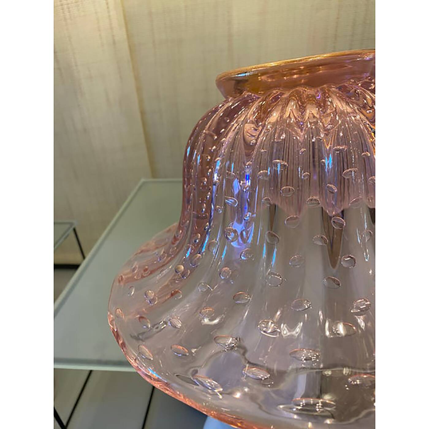 Glass Pink Vase With Gold and Bubble Air Round Shape