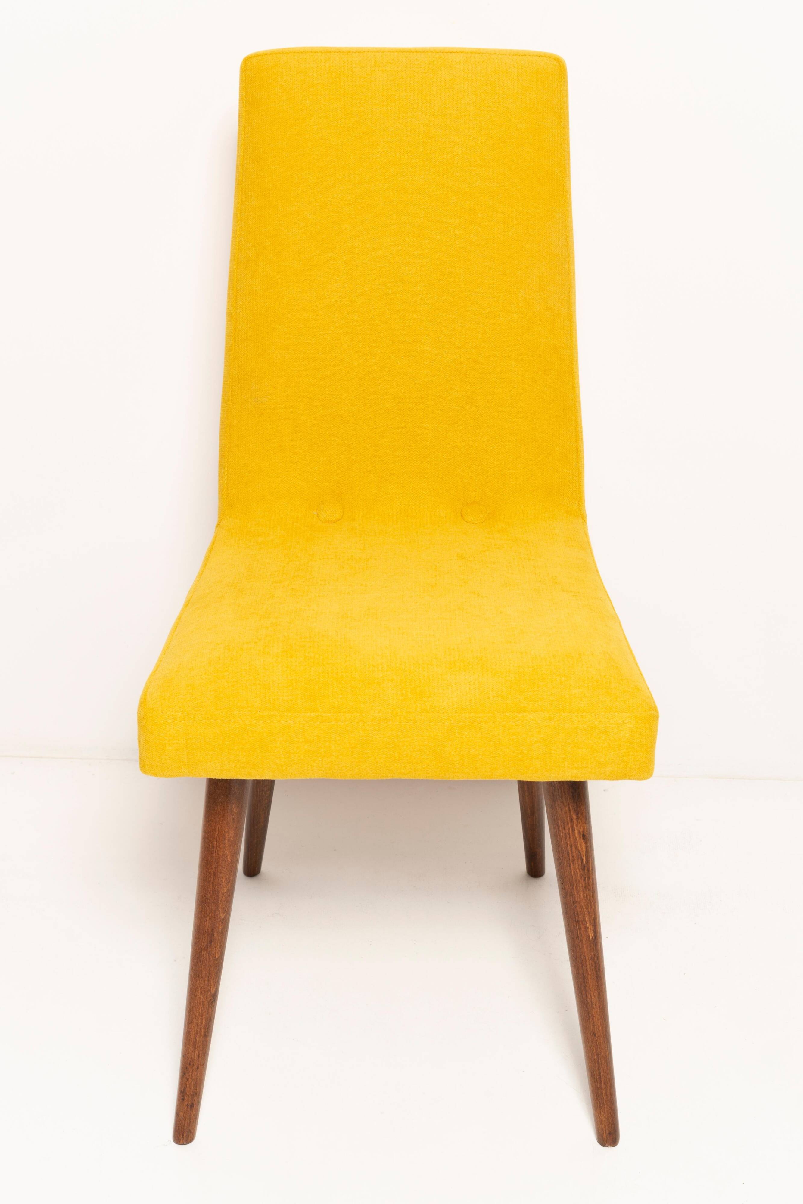 Mustard yellow wool chair from the 20th century, Rajmund Hałas, Europe, 1960s