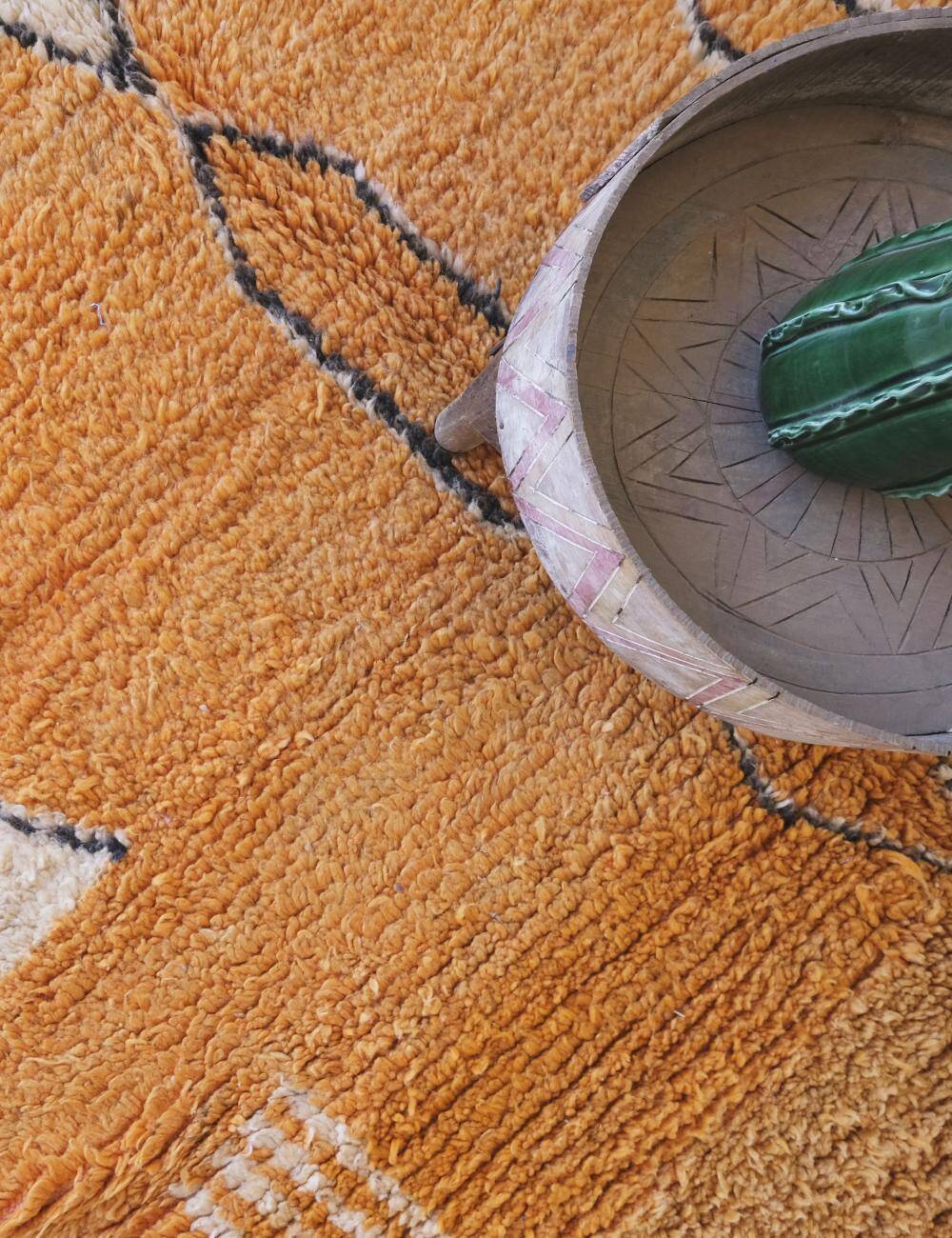 Orange Berber Rug - 272 x 163 cm