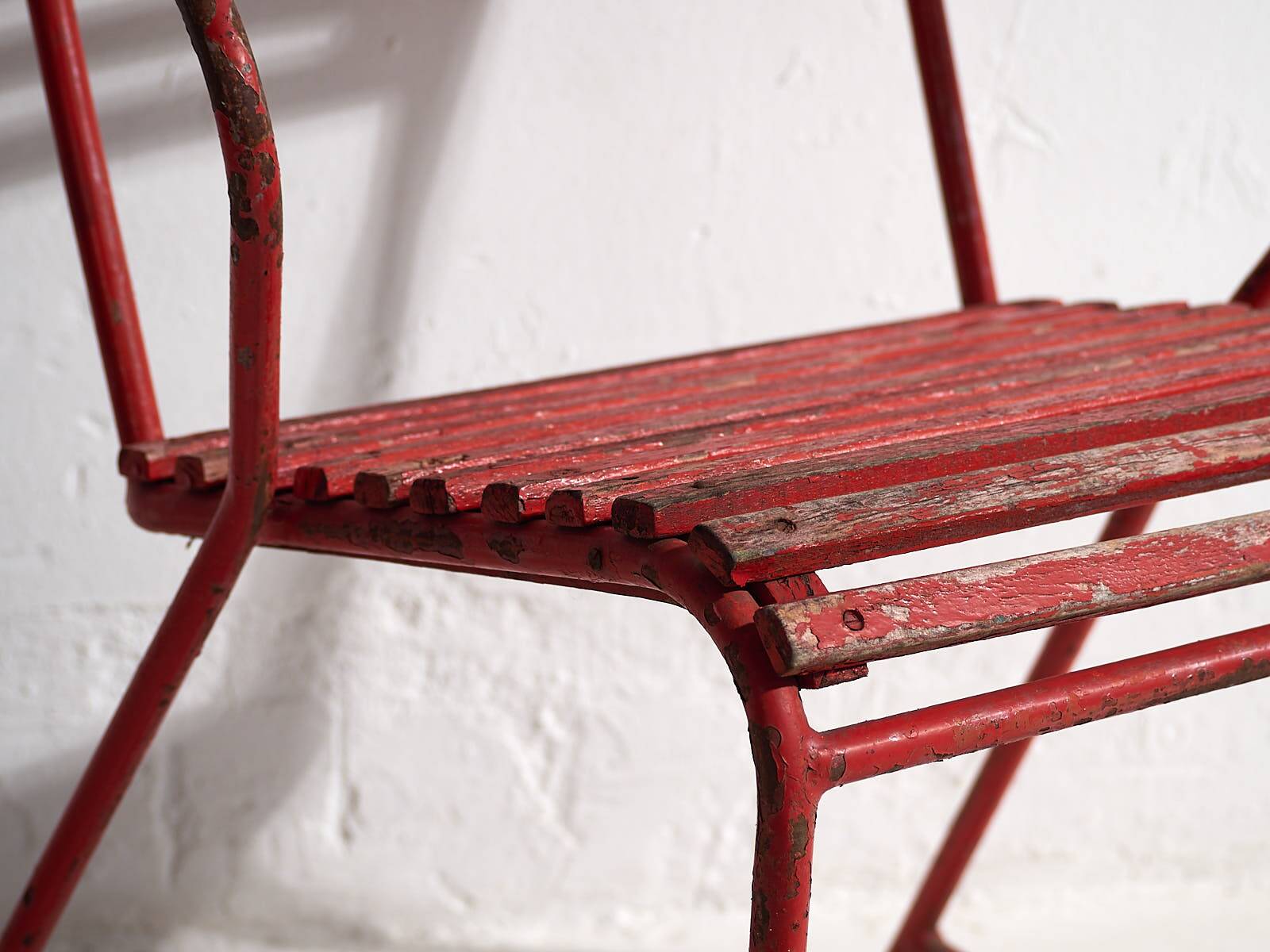 Antique red garden chairs (c.1920). Set of 4 pieces #37