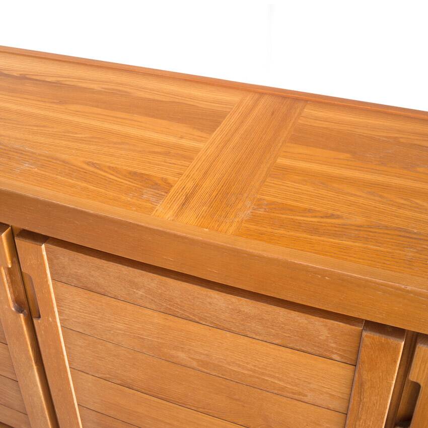 Vintage sideboard in elm wood. Edition by Simat. France 1970s.