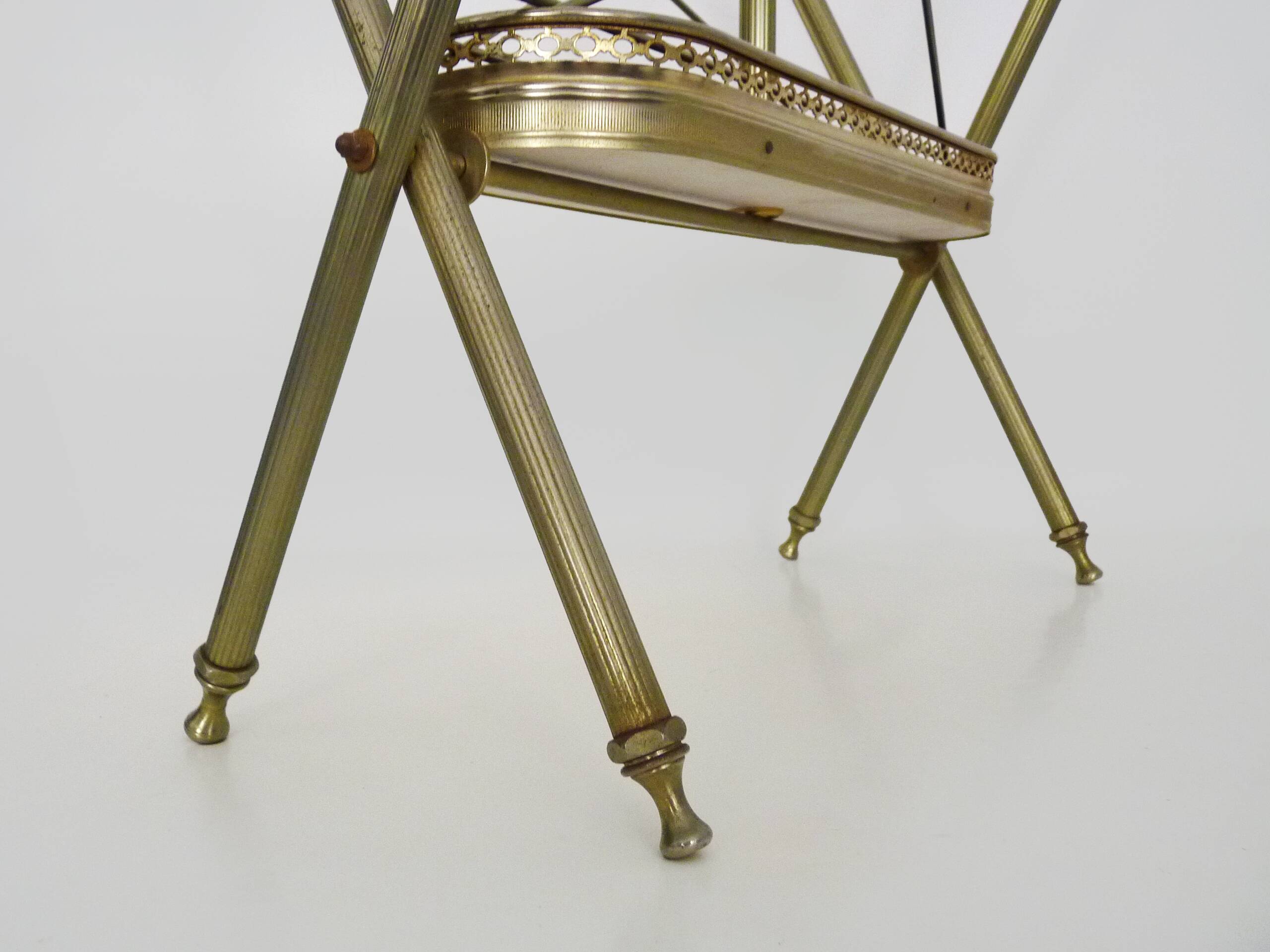 Neoclassical Baroque Folding Magazine Rack in Gilded Metal. 1950s