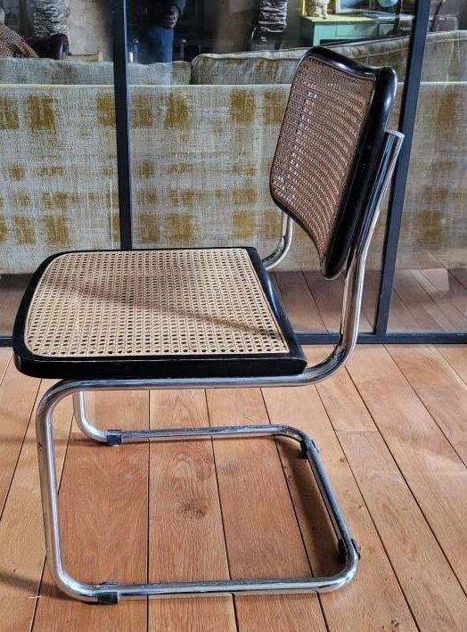 Set of 4 Marcel Breuer chairs