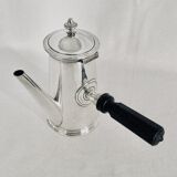 Silver metal pourer
